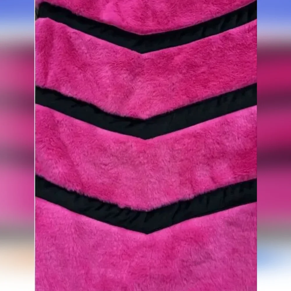 Berkshire - NEW Size Large Vibrant Pink & Black Faux Fur Pet Coat